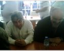 Hugo Moyano y Carlos Tomada en la confitería del Camping